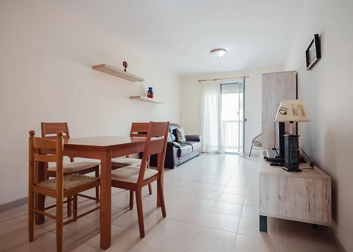 Colon By Rivero Arinaga